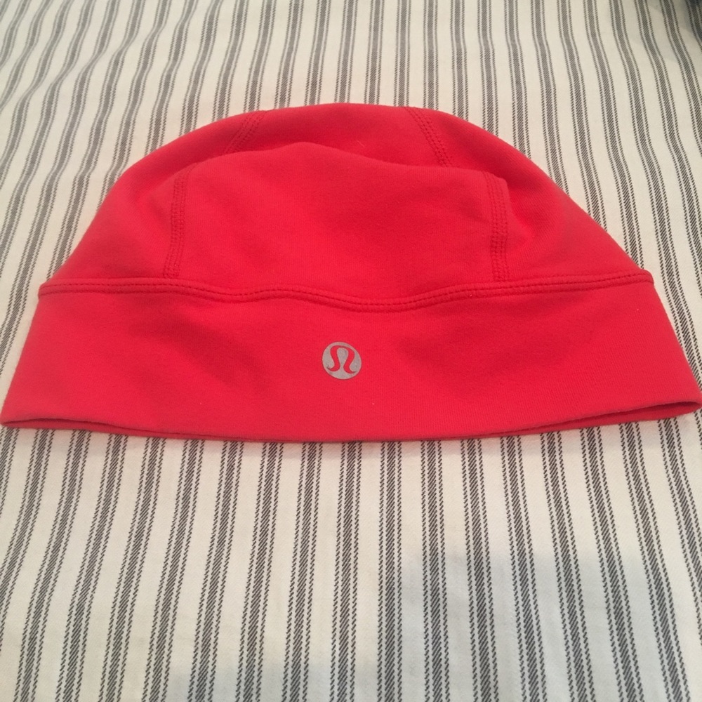 Lululemon beanie cap orange/red
